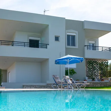 Marie With Private Pool Ретимно