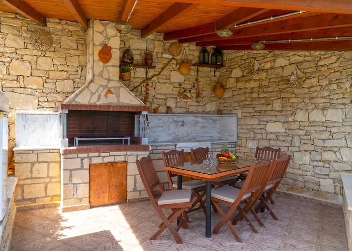 Marie With Private Pool