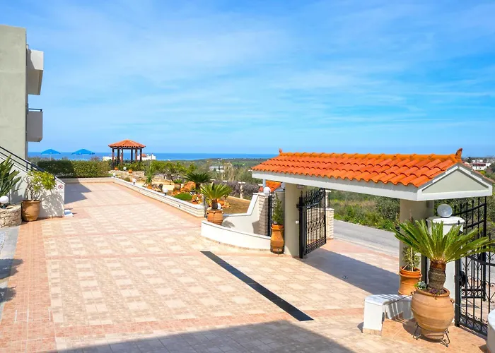 Marie With Private Pool Ретимно