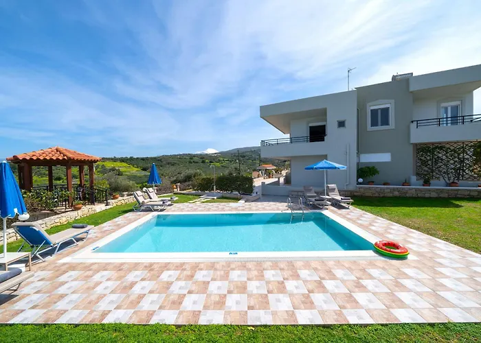 Marie With Private Pool